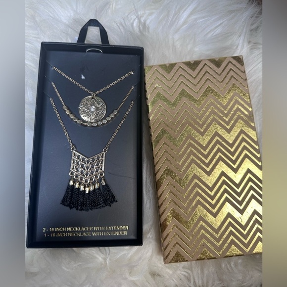 3‎ in 1 gold tone necklace gift set new in box - Picture 4 of 4